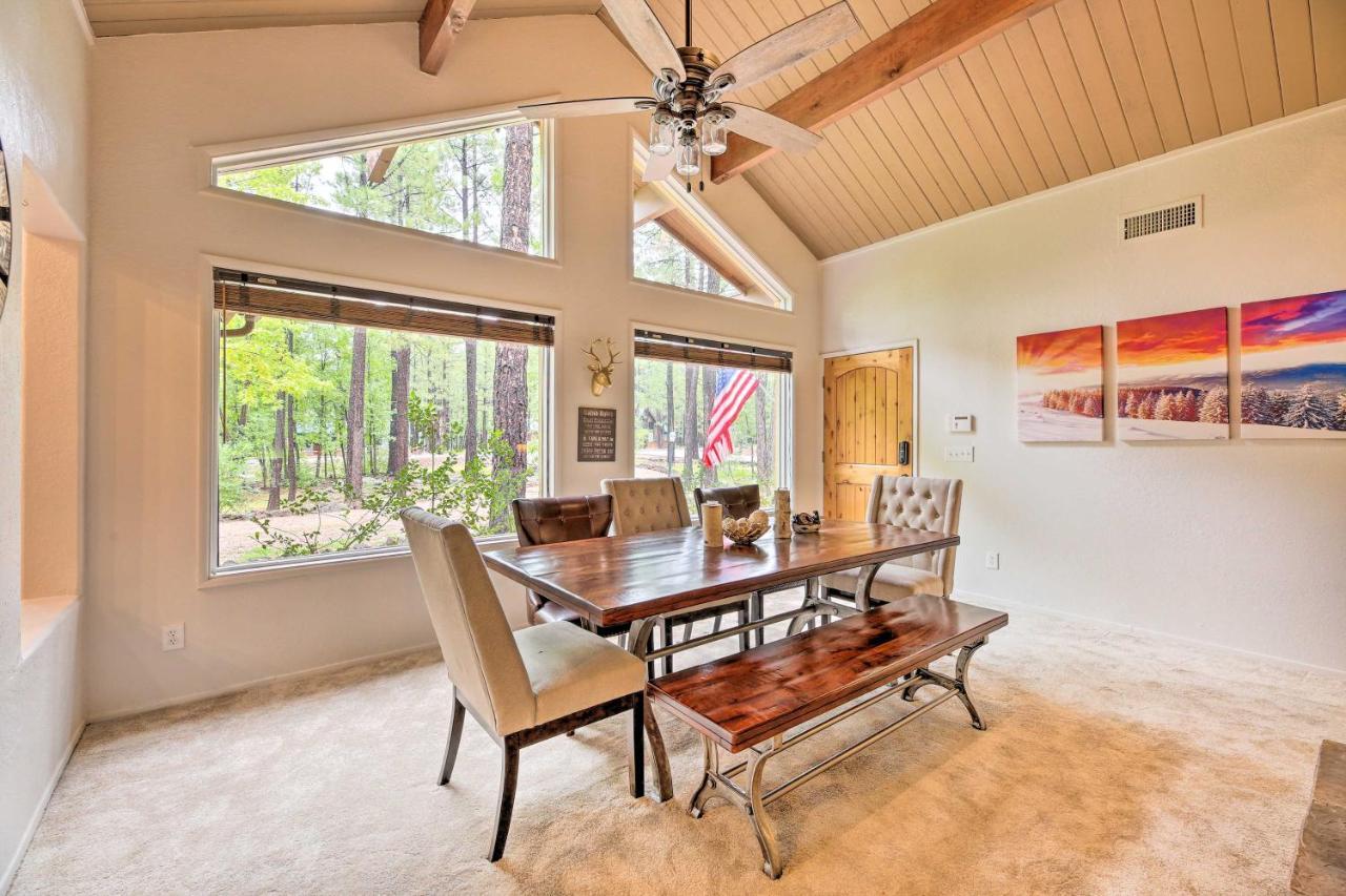 Lush Pinetop Retreat With Large Deck And Wooded Yard! Bagian luar foto